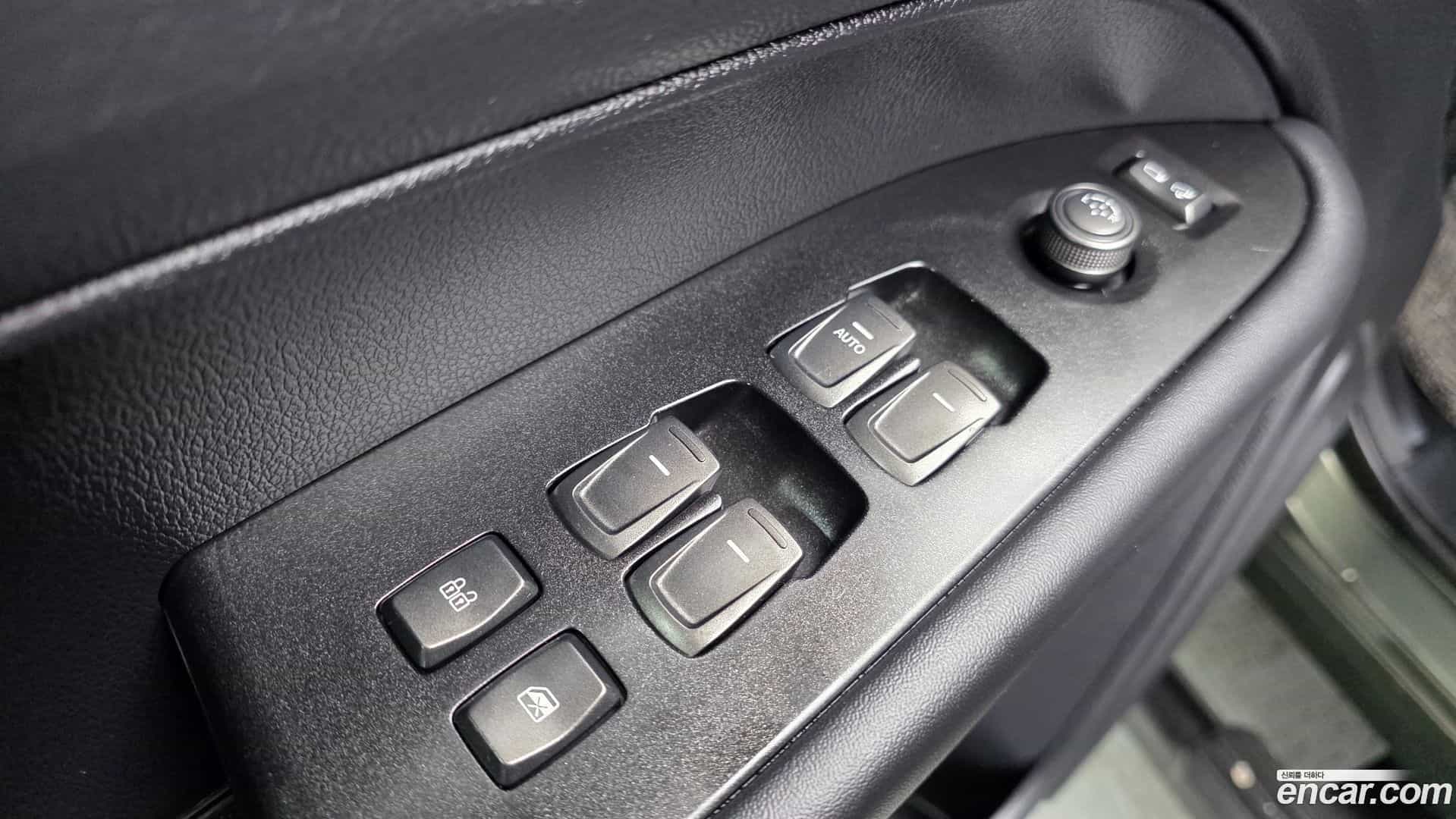 Rexton KG Mobility 2021.4-OPTION-016