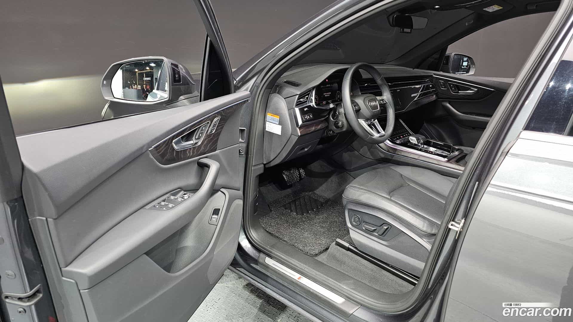 Q7 Audi 2021.7-INNER-010