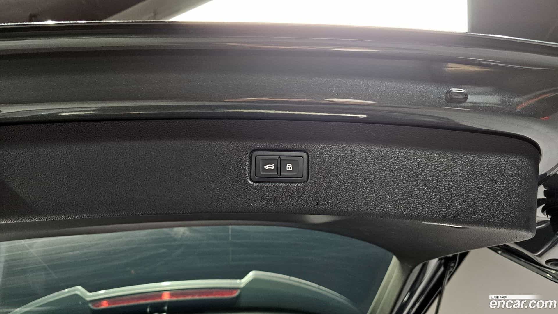 Q7 Audi 2021.7-OPTION-024