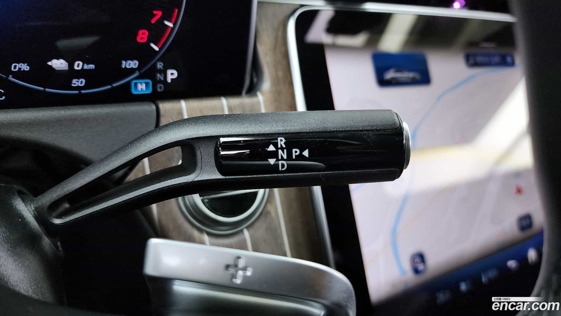 E-Class Mercedes-Benz 2025.4-INNER-009