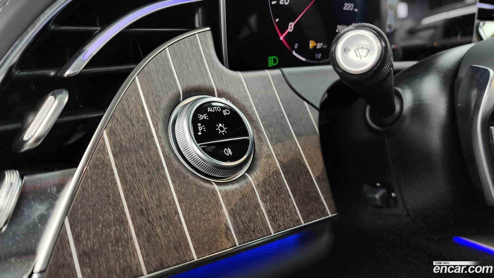 E-Class Mercedes-Benz 2025.4-OPTION-020