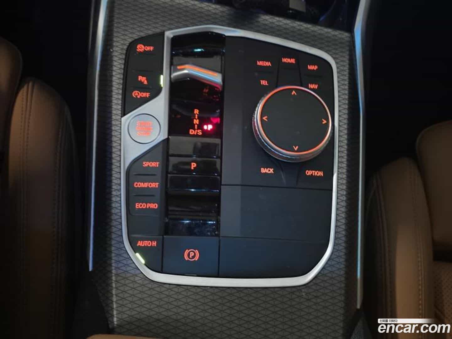 3-Series BMW 2023.11-INNER-007