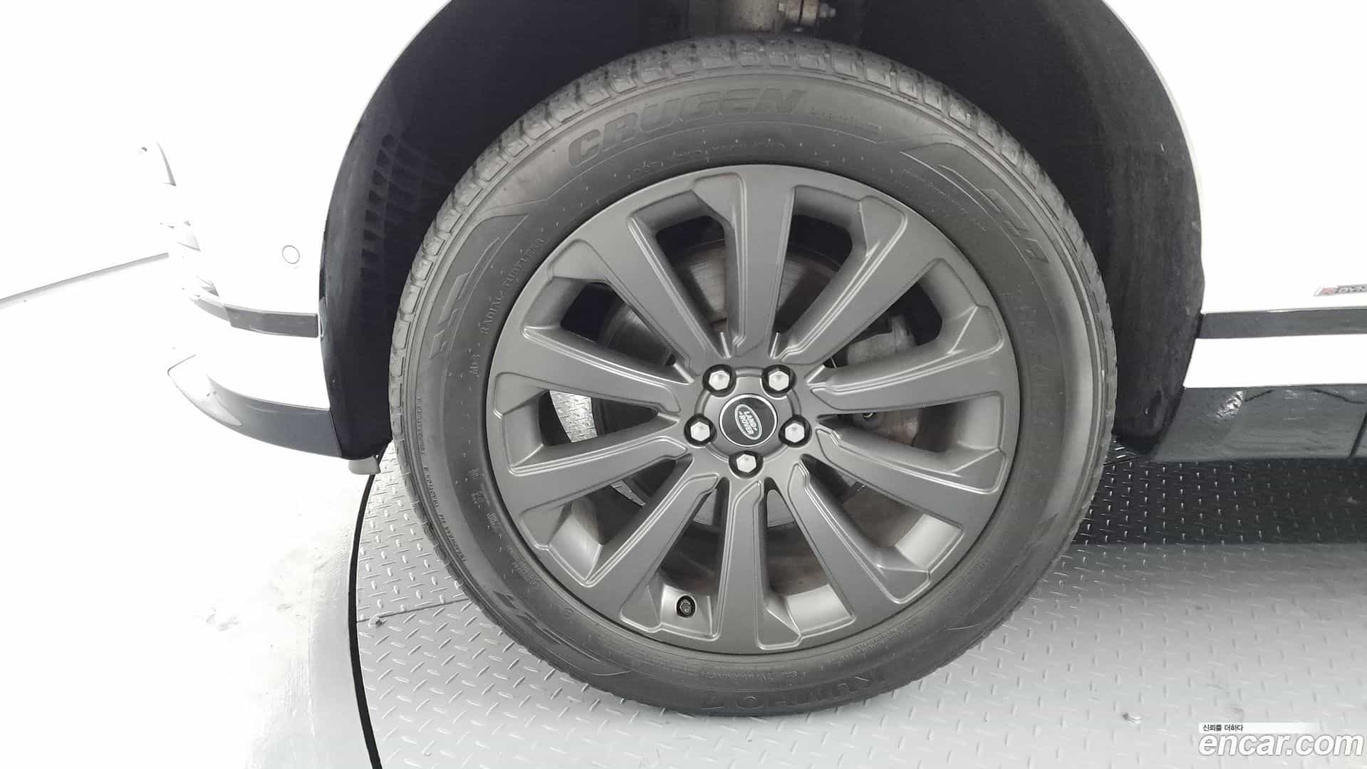 Range Rover Velar Land Rover 2019.11-OUTER-005