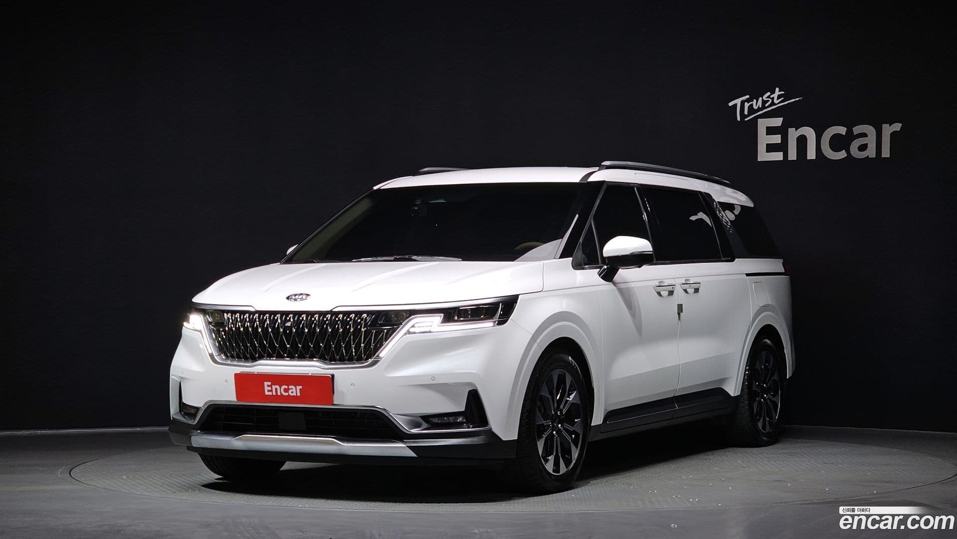 Main__Slider__Photo:Canival Kia 2021.0-0