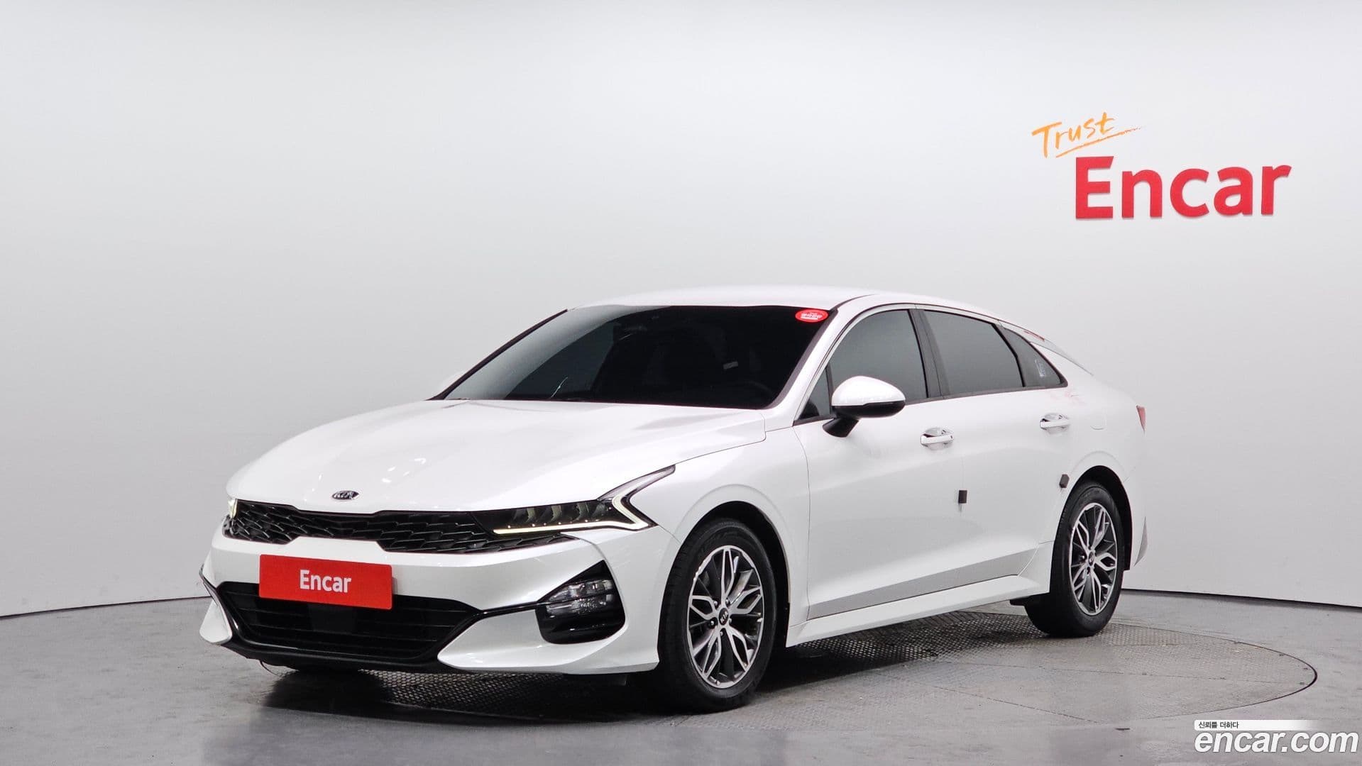 Main__Slider__Photo:K5 Kia 2021.3-0