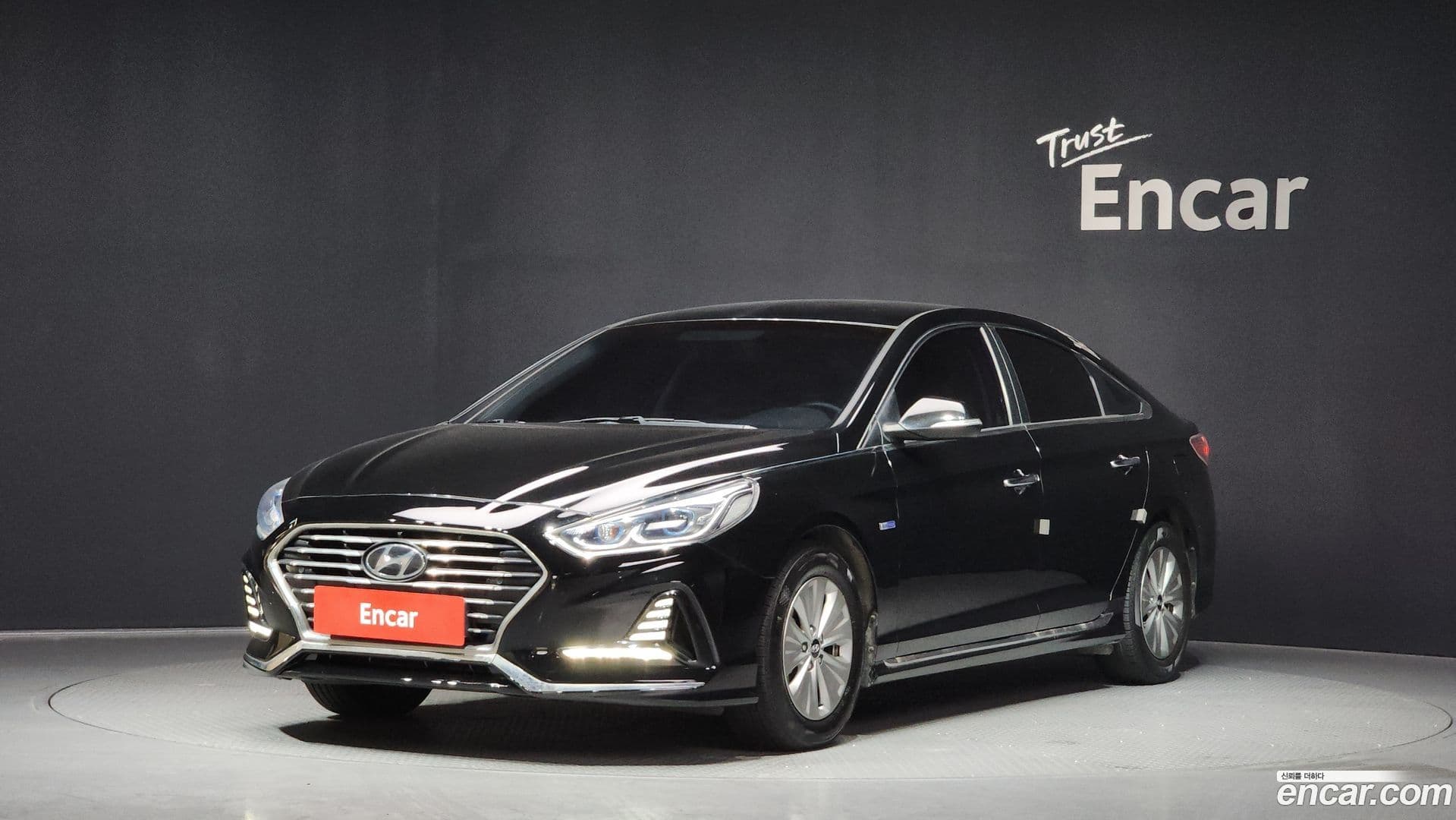 Main__Slider__Photo:Sonata Hyundai 2019.4-0