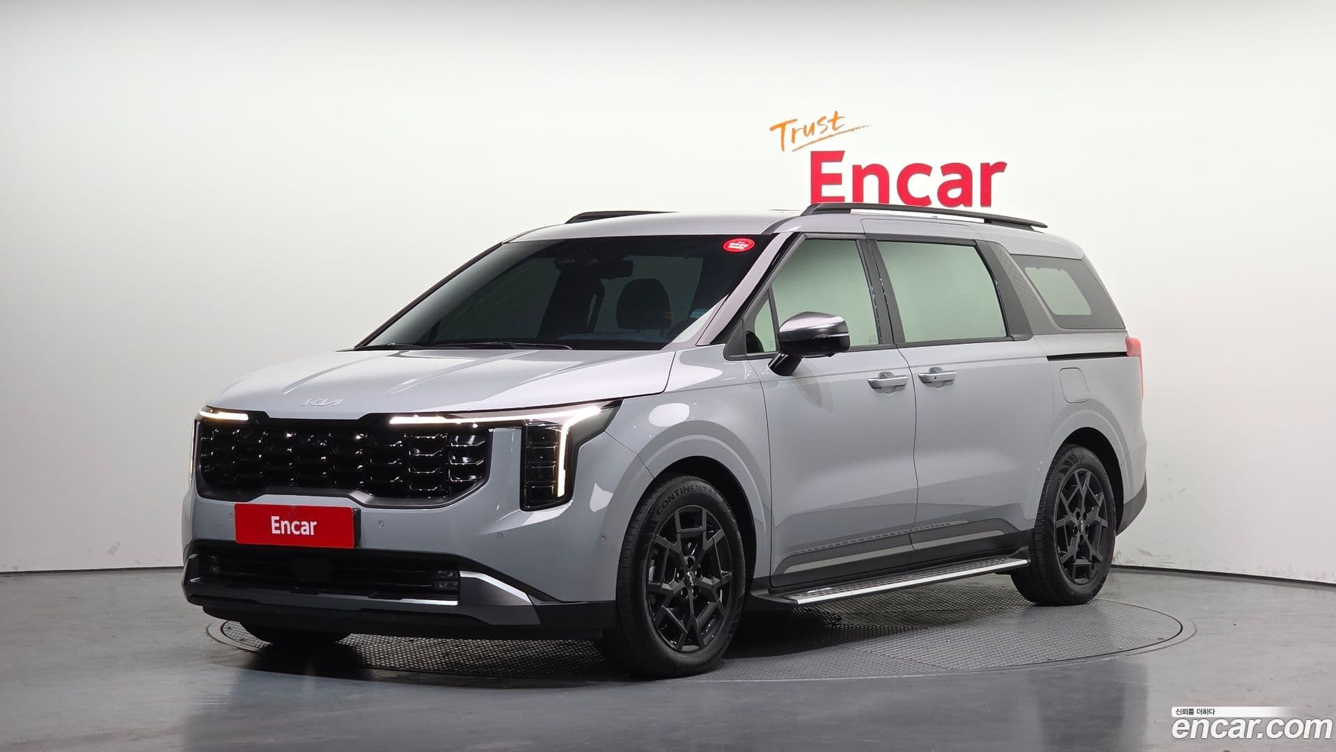 Main__Slider__Photo:Canival Kia 2024.0-0