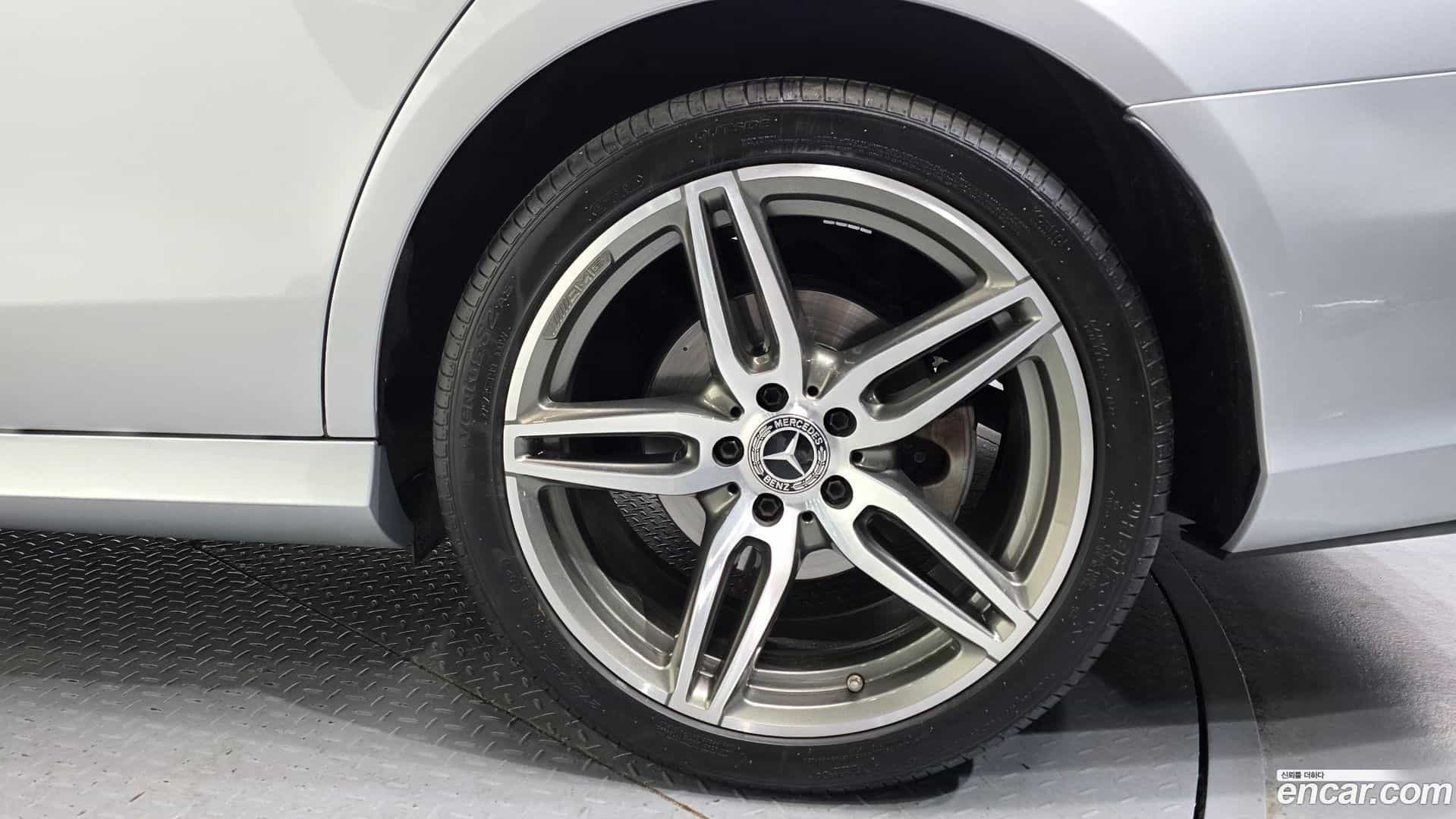 E-Class Mercedes-Benz 2020.5-OUTER-005