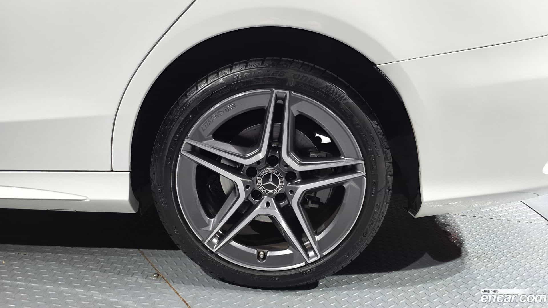 C-Class Mercedes-Benz 2021.5-OUTER-005