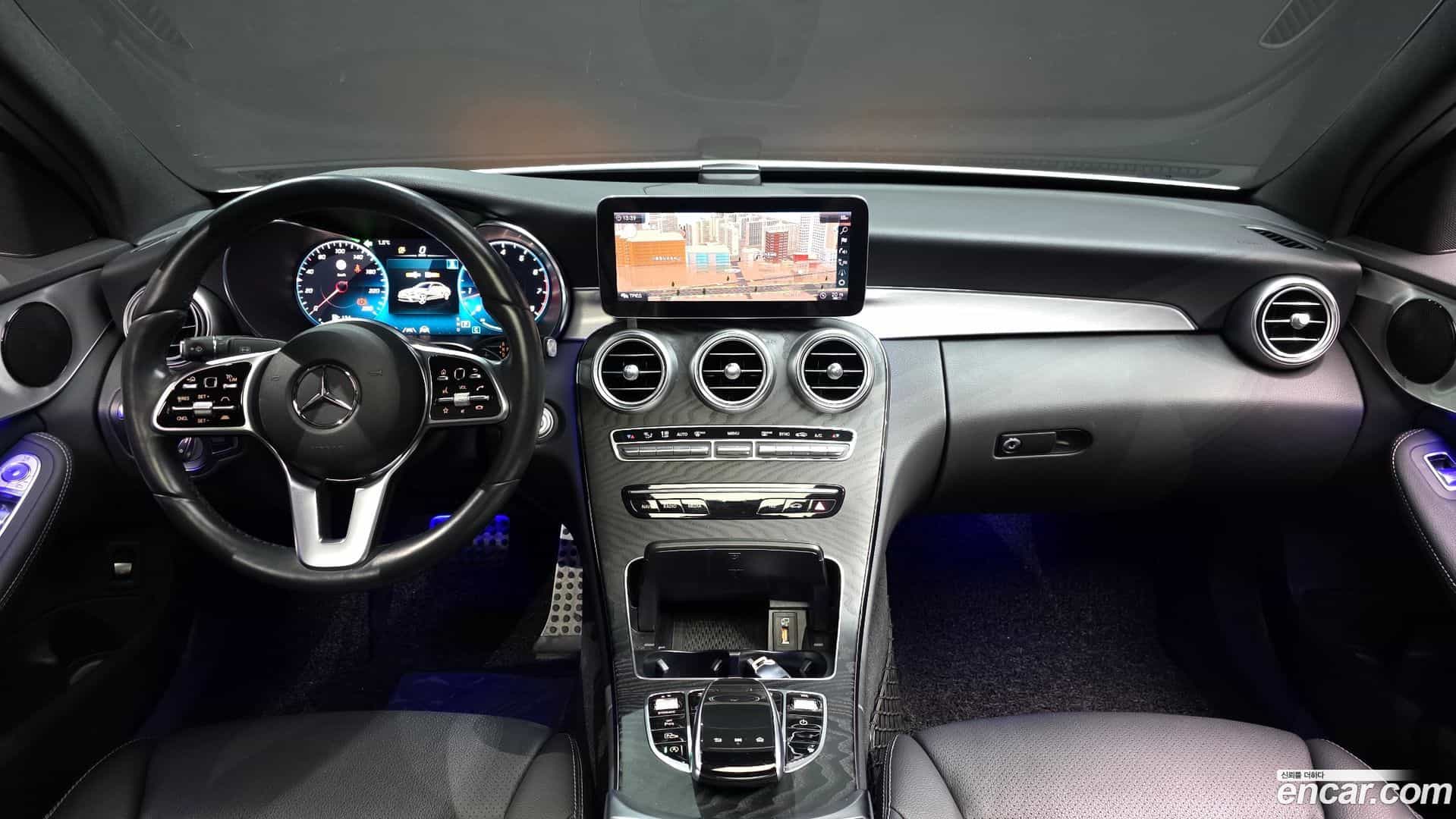 C-Class Mercedes-Benz 2021.5-INNER-007
