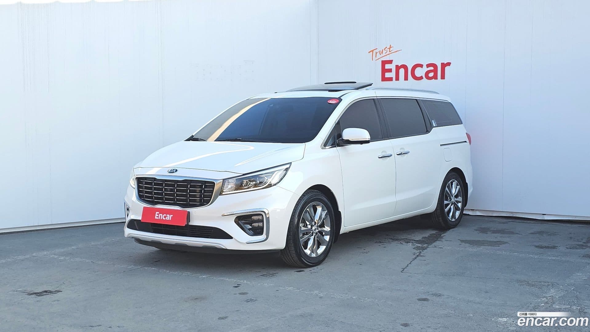 Main__Slider__Photo:Canival Kia 2018.11-0