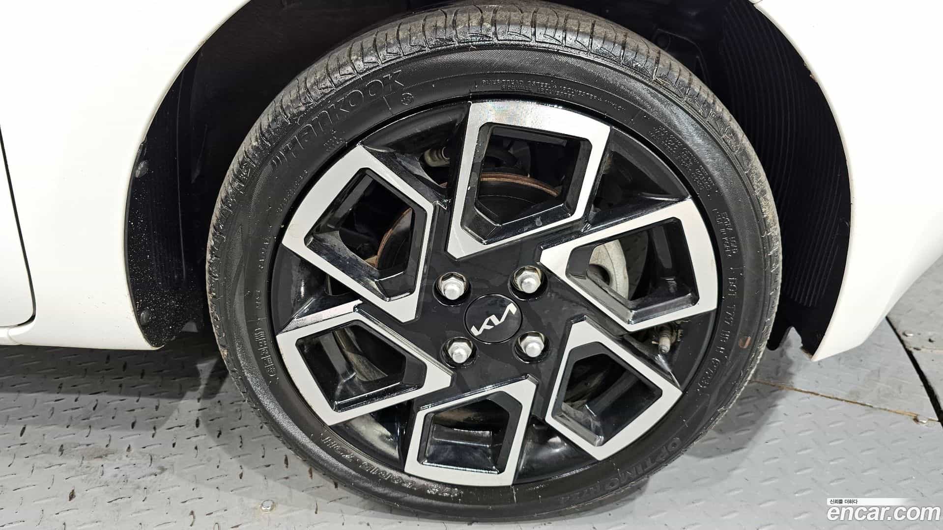 RAY Kia 2023.7-OUTER-005