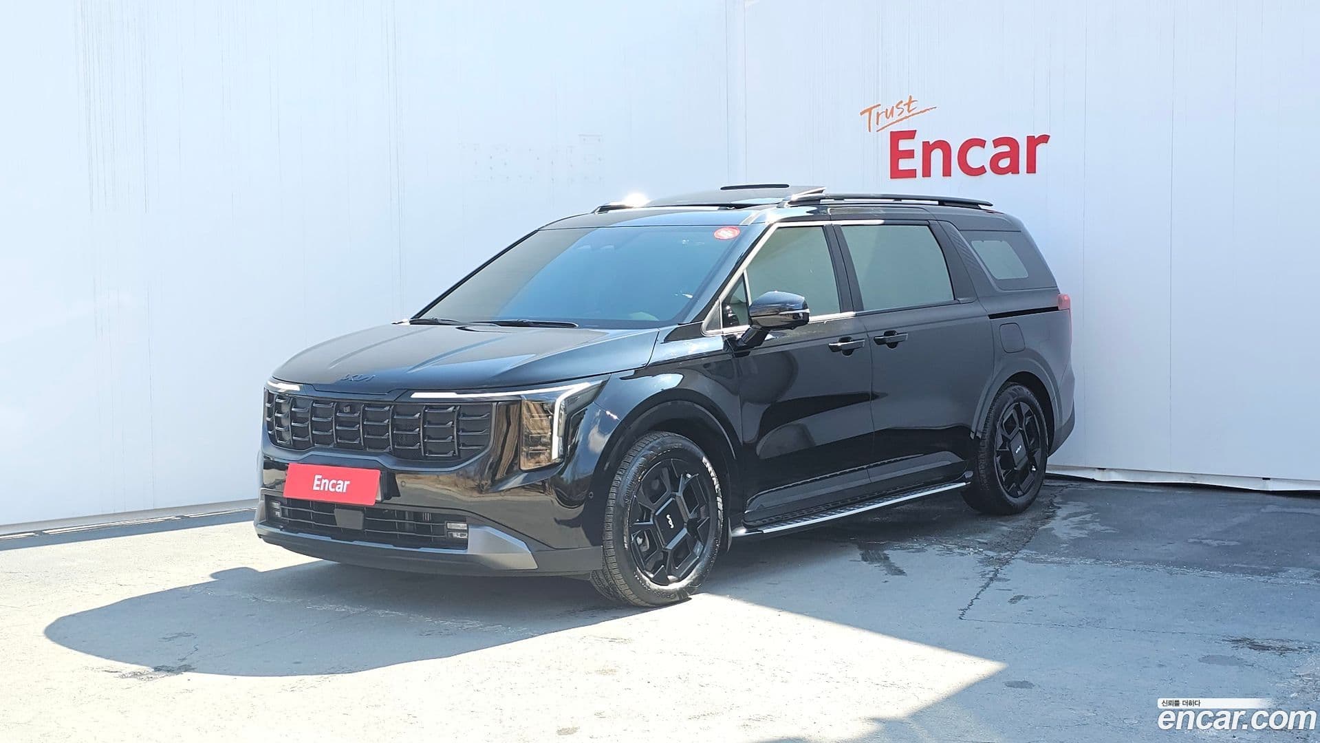 Main__Slider__Photo:Canival Kia 2024.0-0