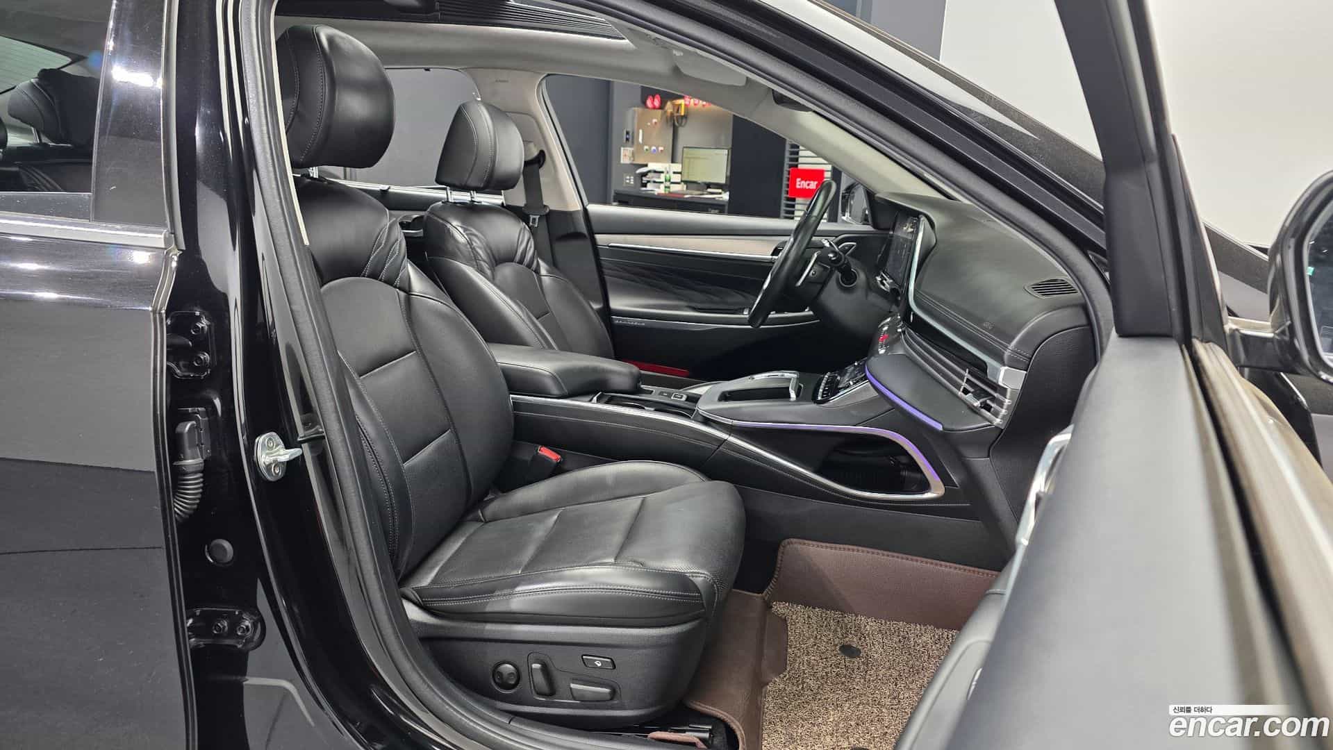 Grandeur Hyundai 2020.4-OPTION-015