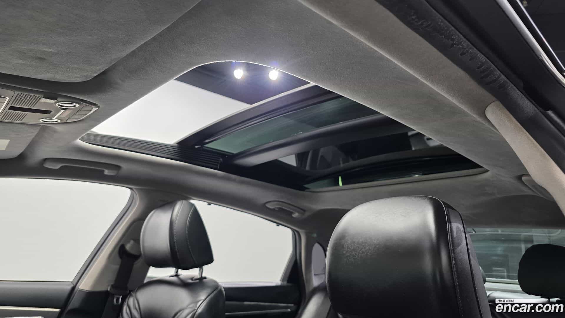 Grandeur Hyundai 2020.4-OPTION-023