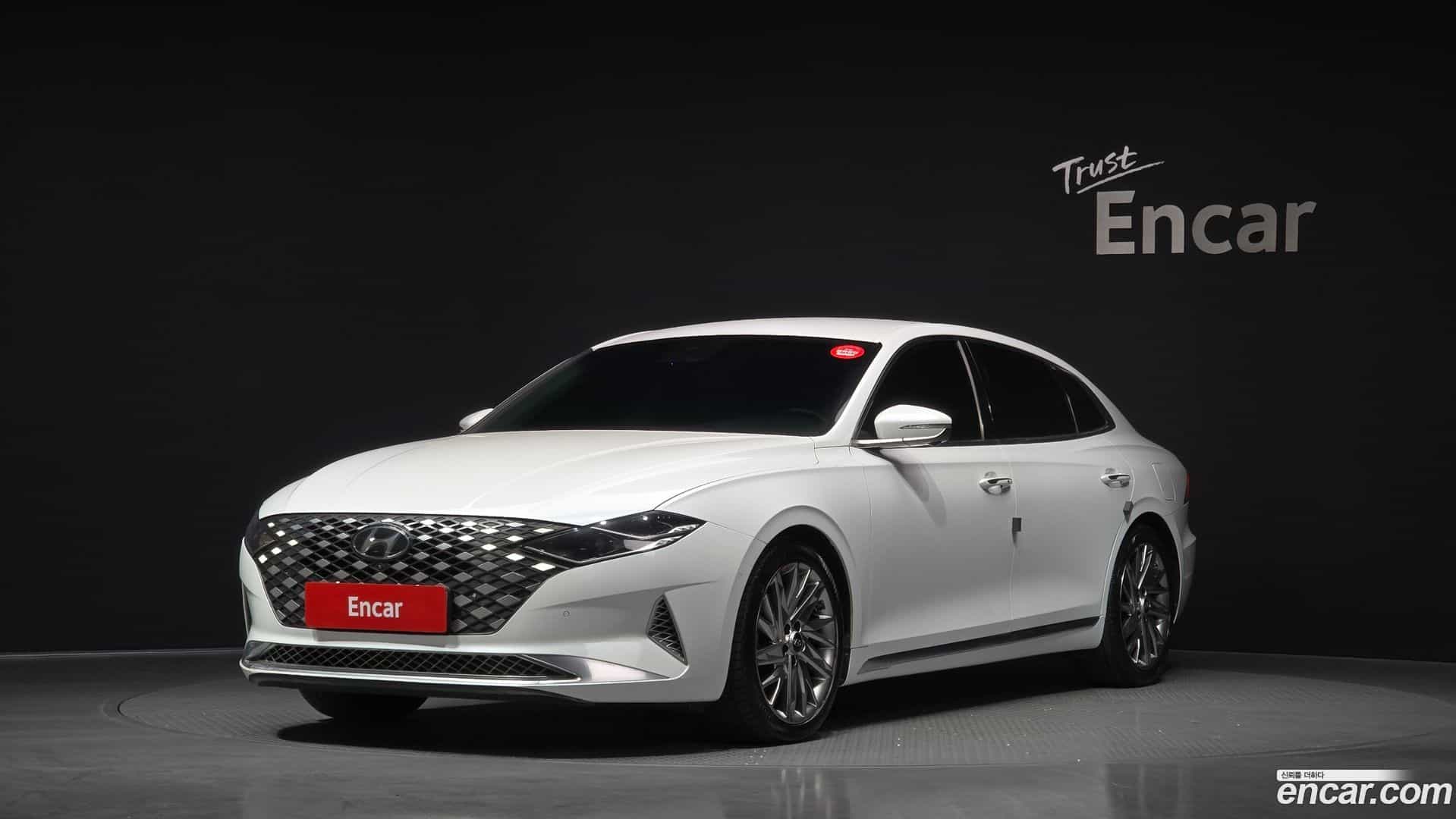 Grandeur Hyundai 2020.1-OUTER-001