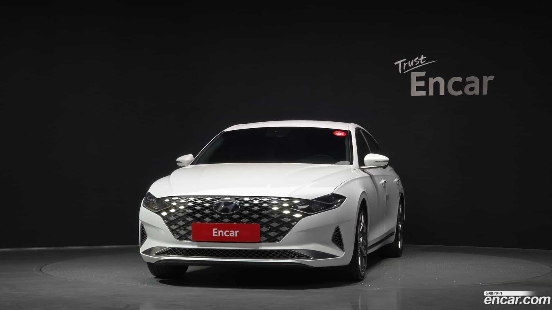 Grandeur Hyundai 2020.1-OUTER-003