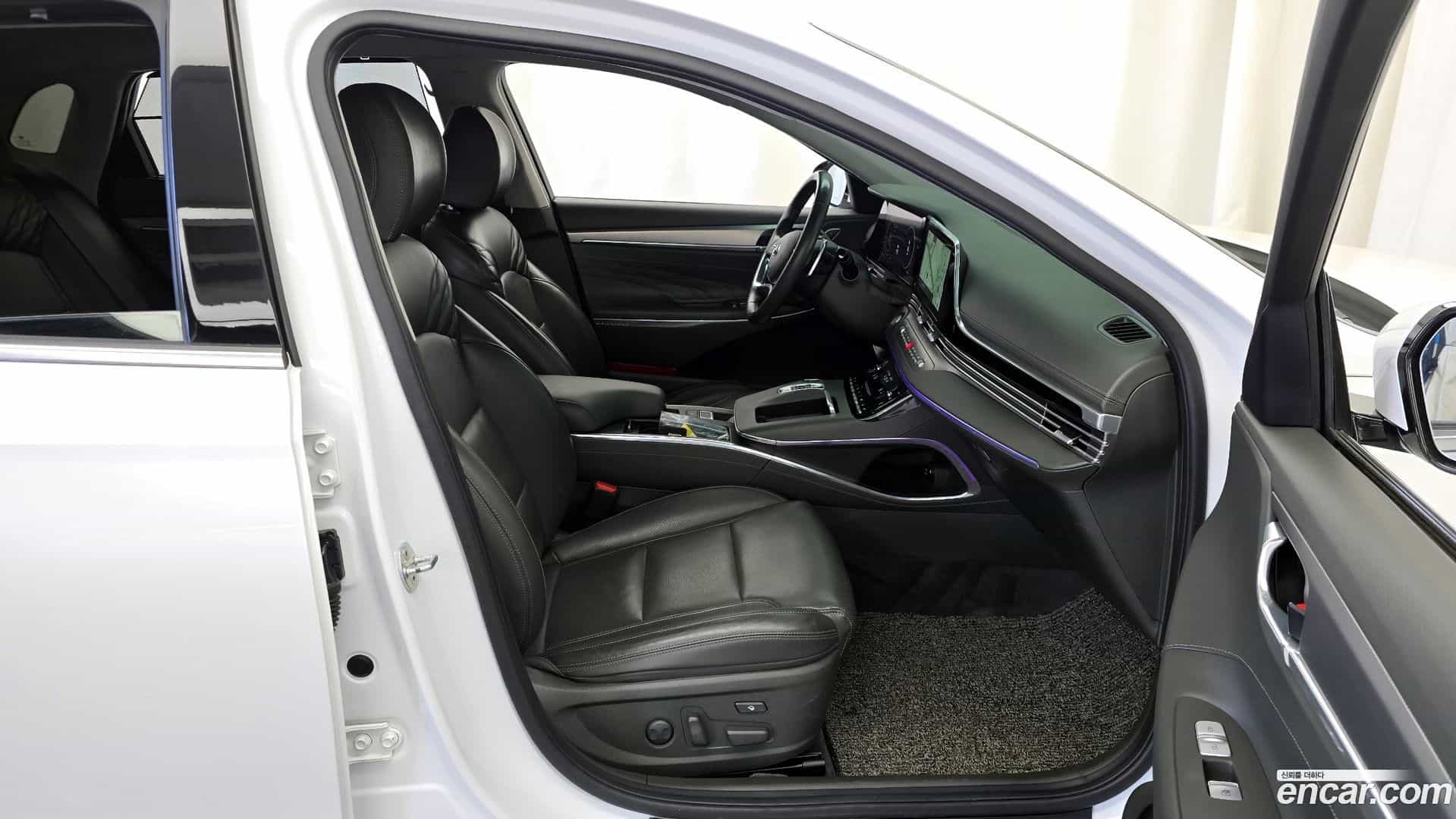 Grandeur Hyundai 2020.1-OPTION-015