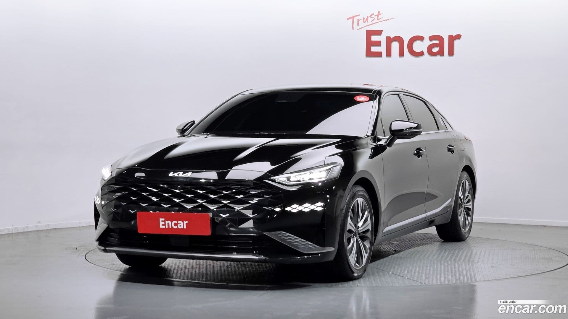 Main__Slider__Photo:K8 Kia 2021.4-0