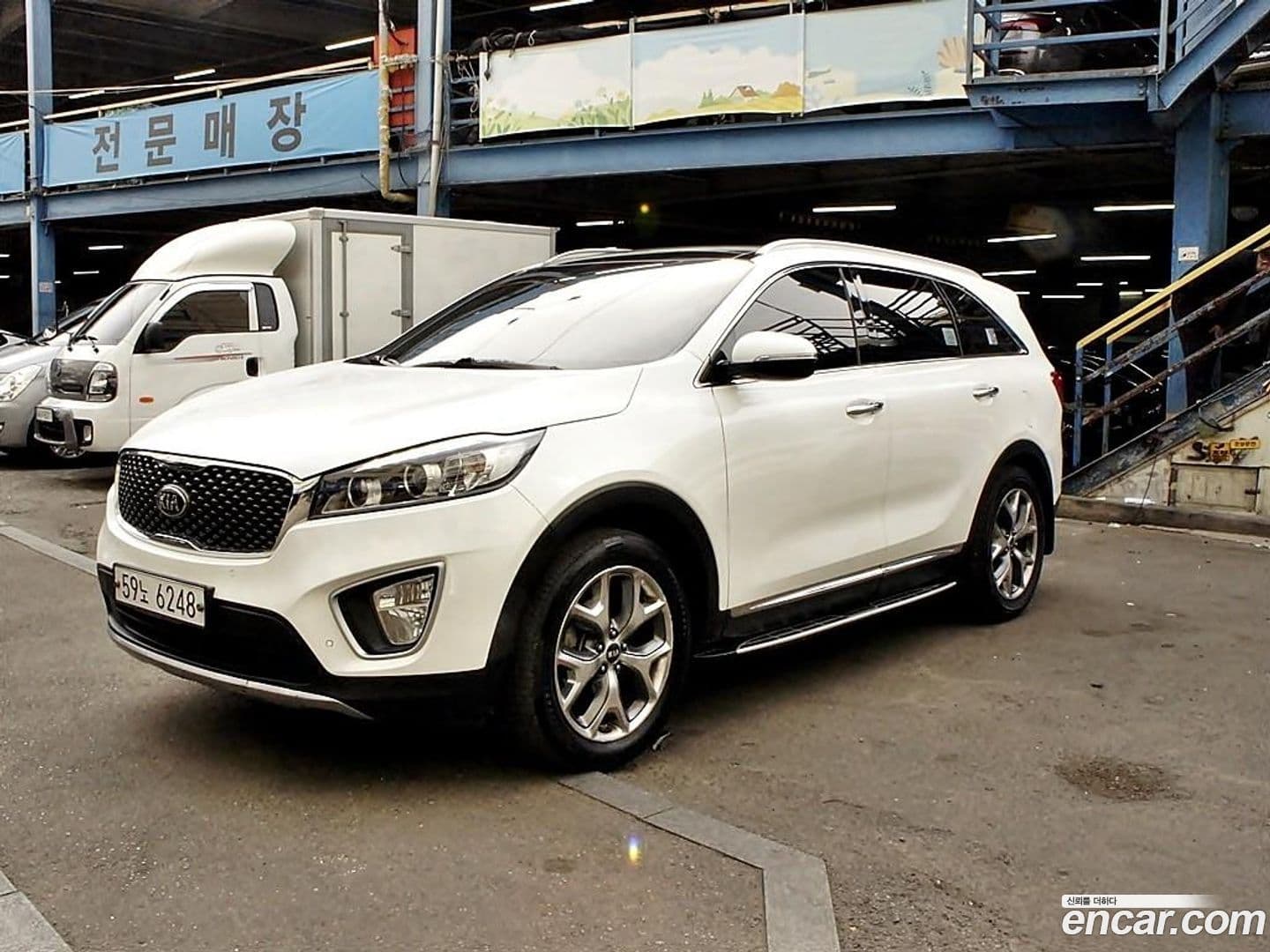 Main__Slider__Photo:Sorento Kia 2015.8-0