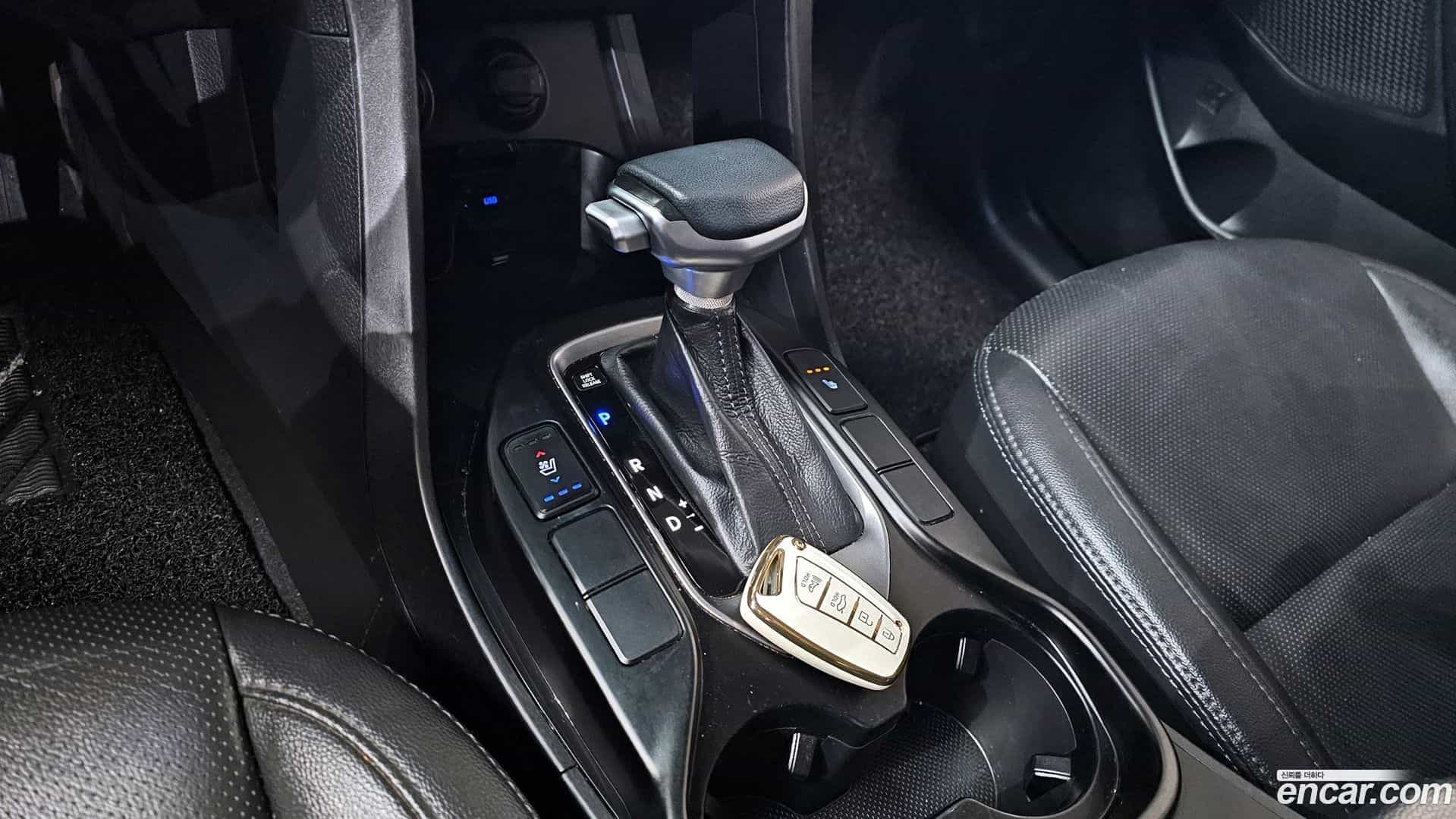 Santafe Hyundai 2013.3-INNER-009