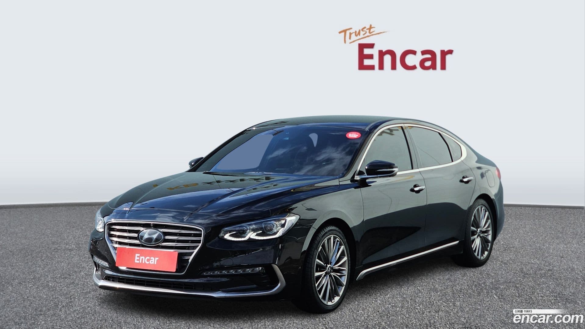 Main__Slider__Photo:Grandeur Hyundai 2018.10-0