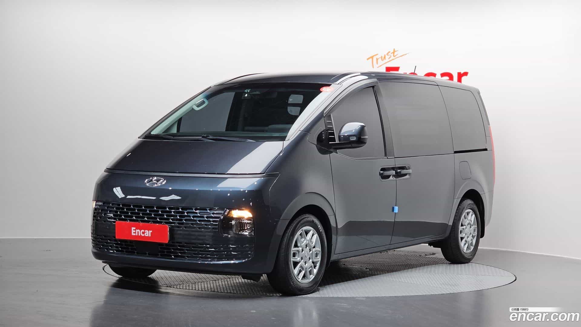 Staria Hyundai 2022.3-OUTER-001