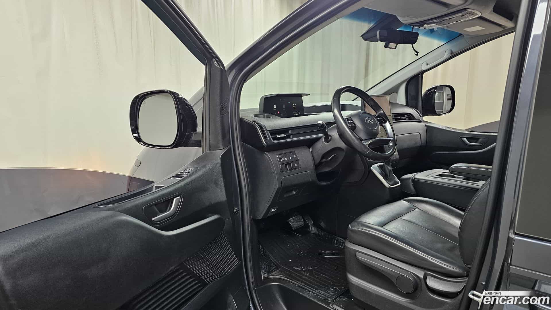 Staria Hyundai 2022.3-INNER-010