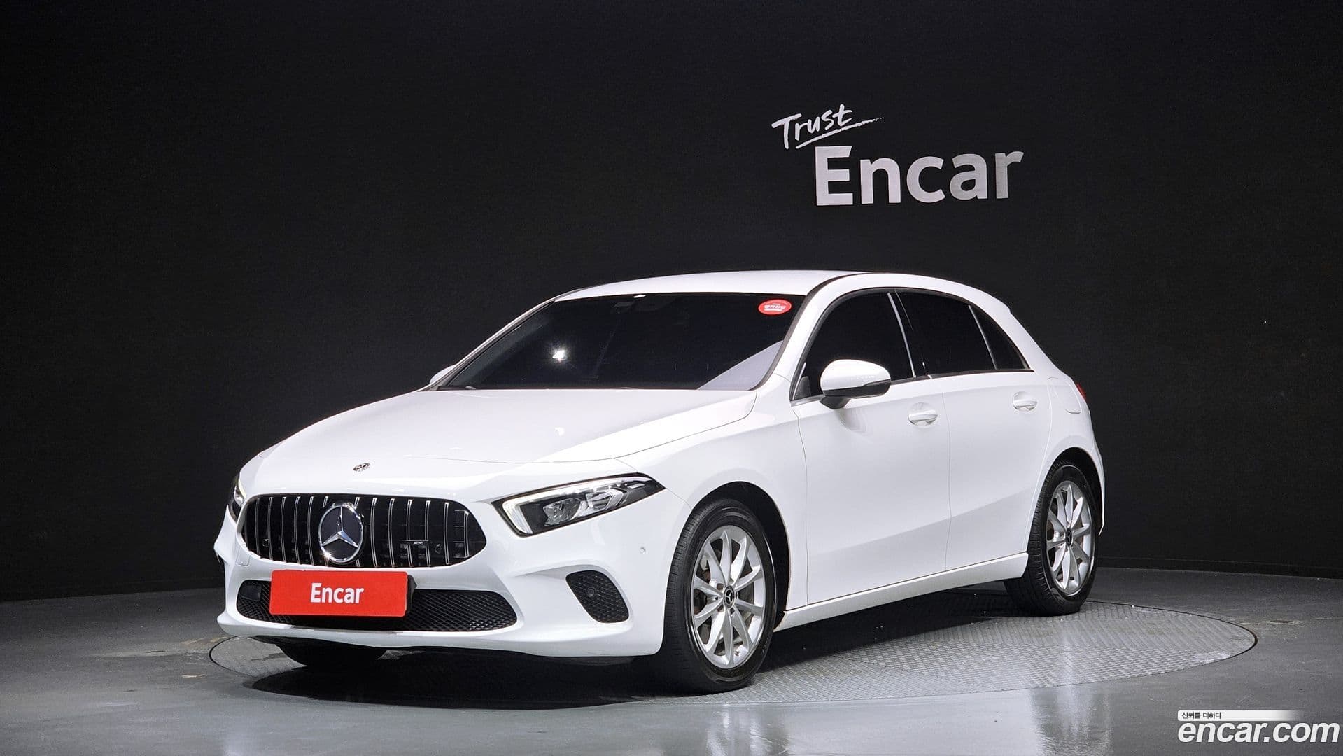 Main__Slider__Photo:A-Class Mercedes-Benz 2019.9-0