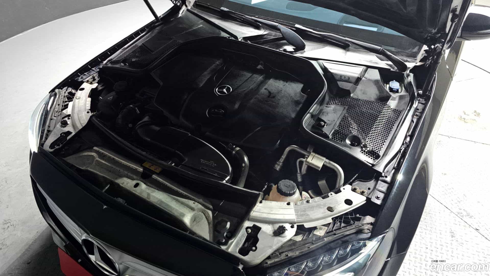 C-Class Mercedes-Benz 2018.8-INNER-006