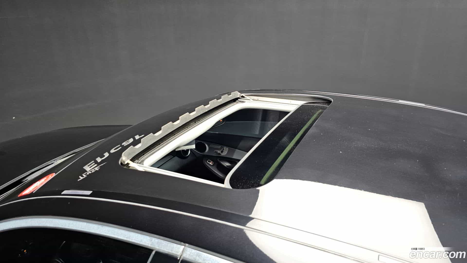 C-Class Mercedes-Benz 2018.8-OPTION-020