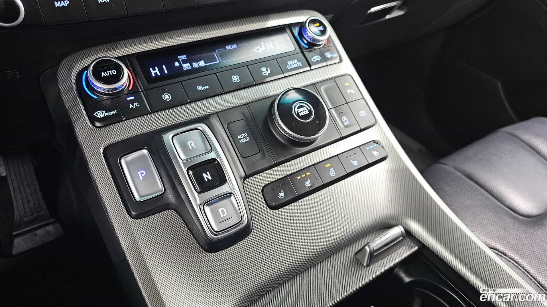 Palisade Hyundai 2024.1-INNER-009