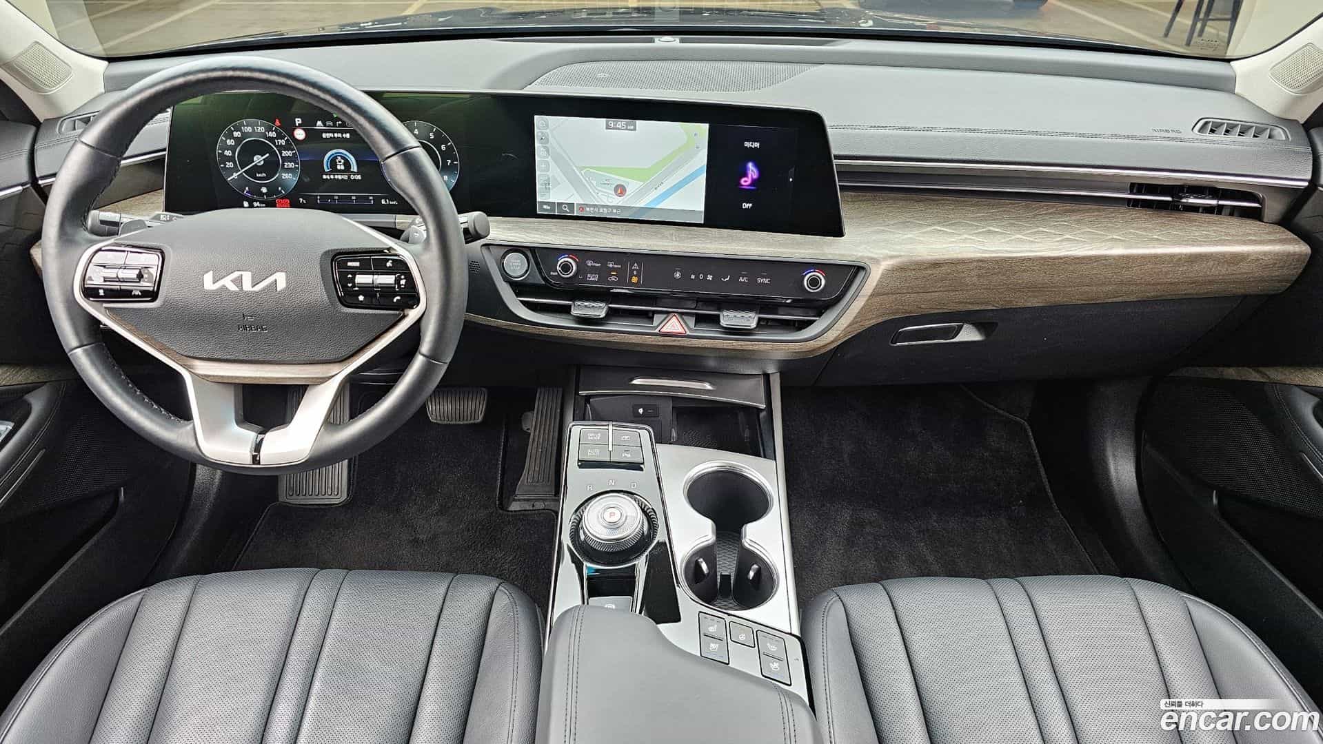 K8 Kia 2022.0-INNER-007