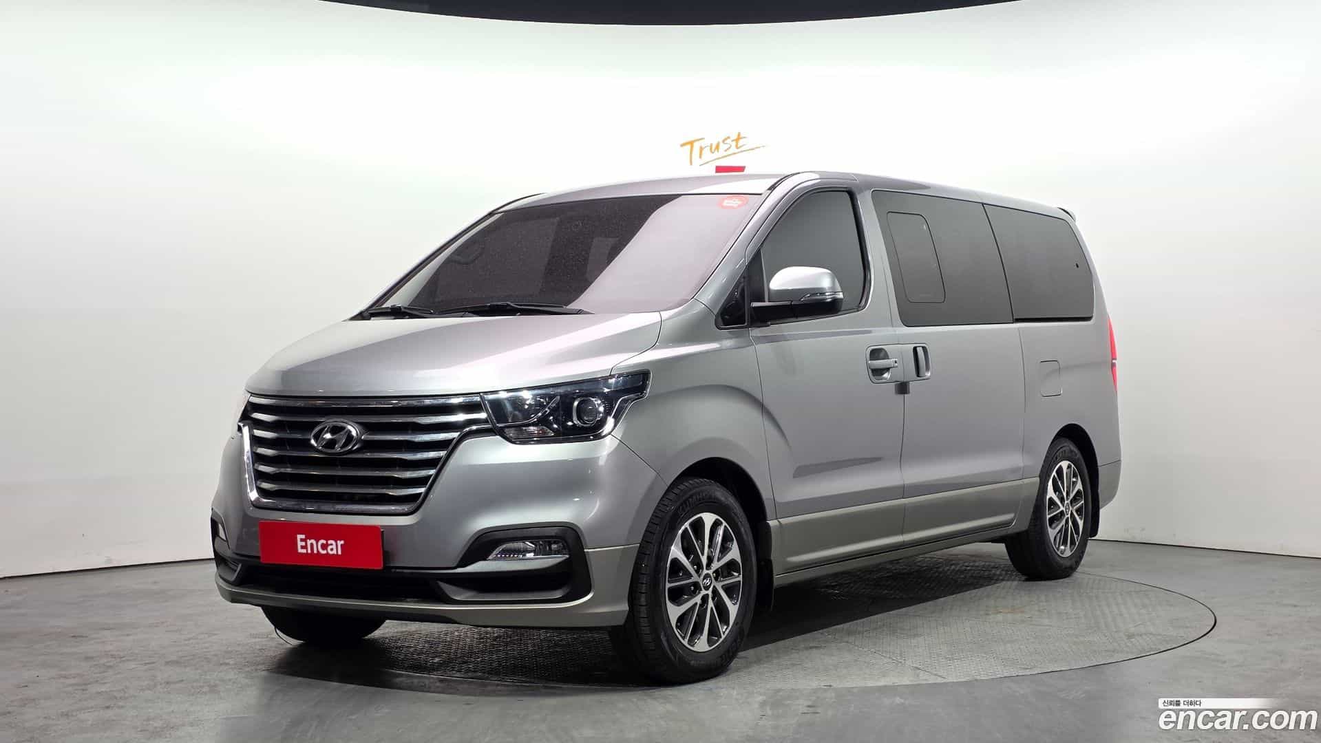 Starex Hyundai 2019.3-OUTER-001
