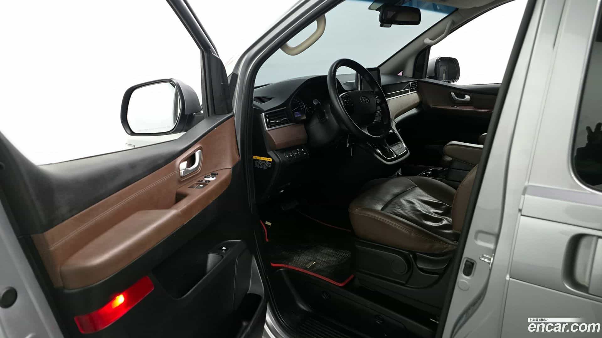 Starex Hyundai 2019.3-INNER-010