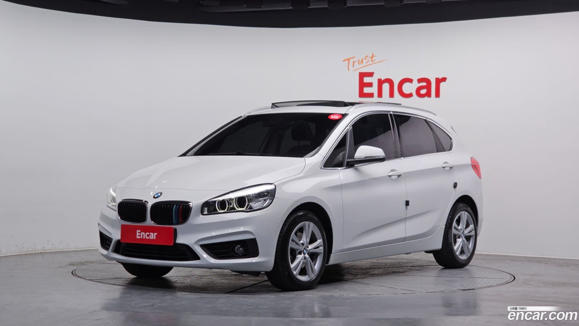 Main__Slider__Photo:2-Series BMW 2018.3-0