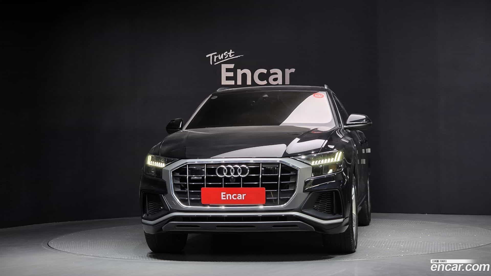 Q8 Audi 2021.0-OUTER-003