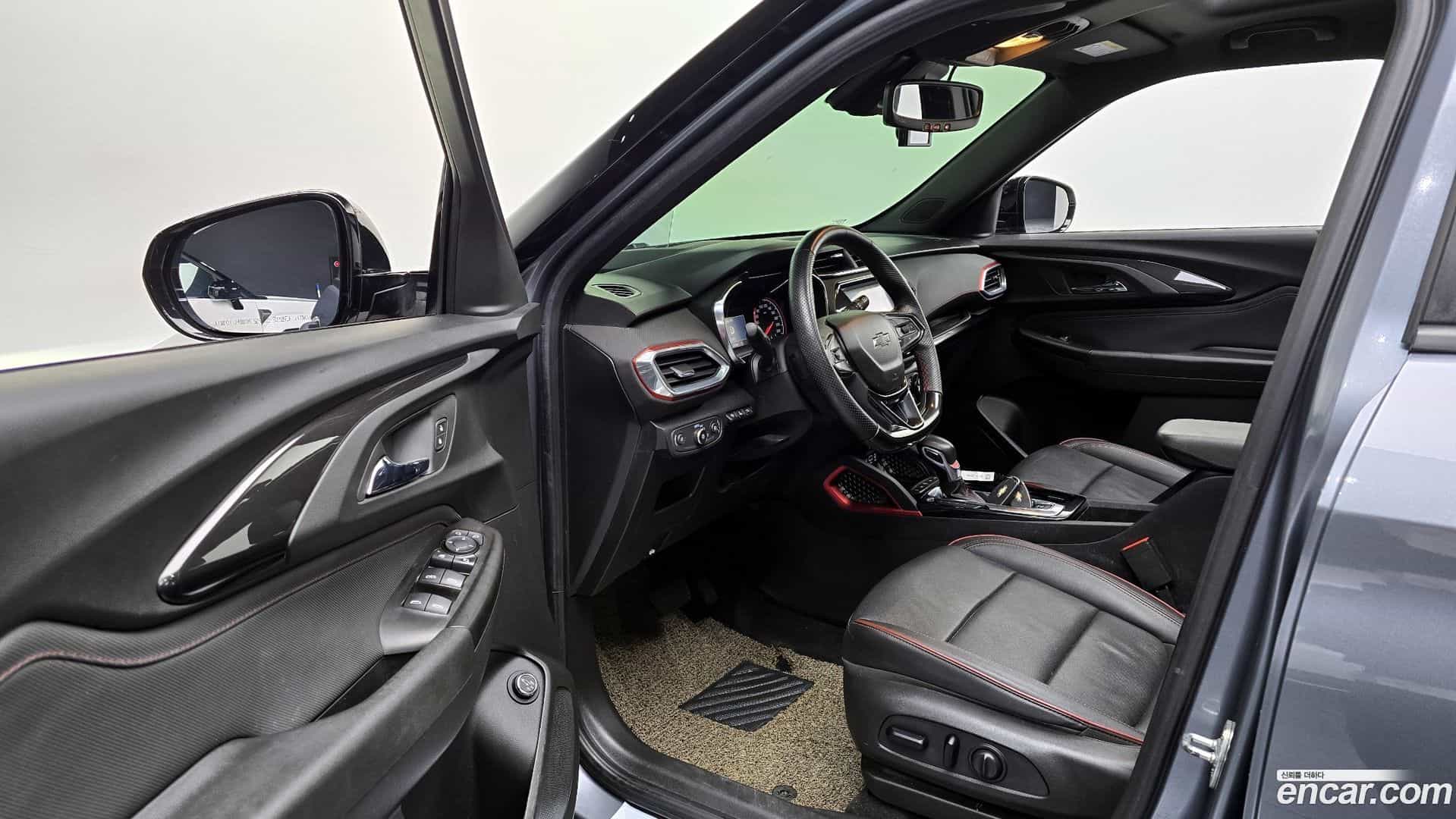 Trailblazer Chevrolet 2021.11-OPTION-015