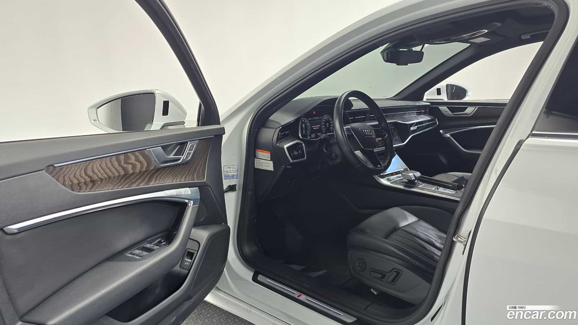 A6 Audi 2021.1-INNER-010