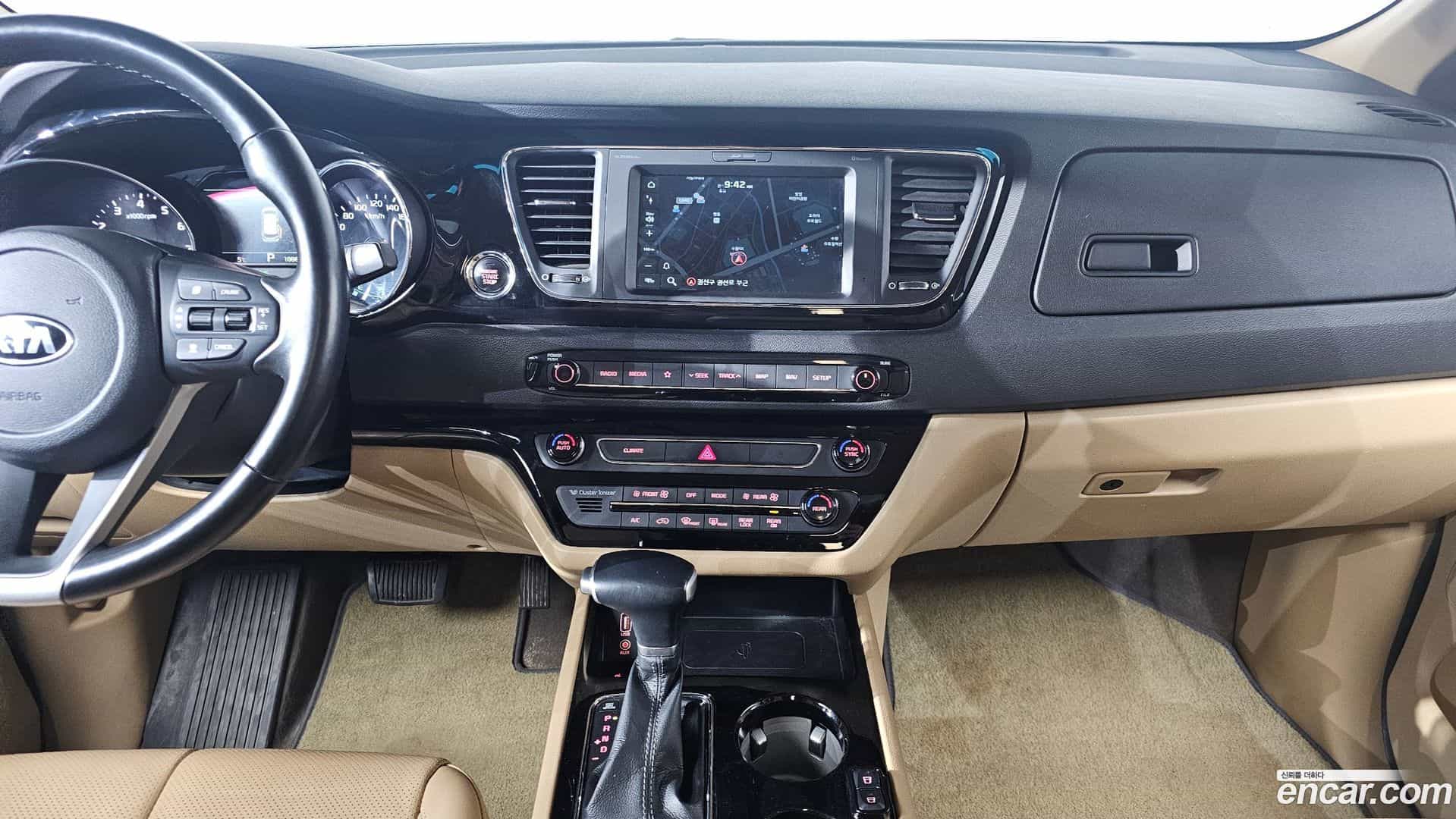 Canival Kia 2019.6-OPTION-019