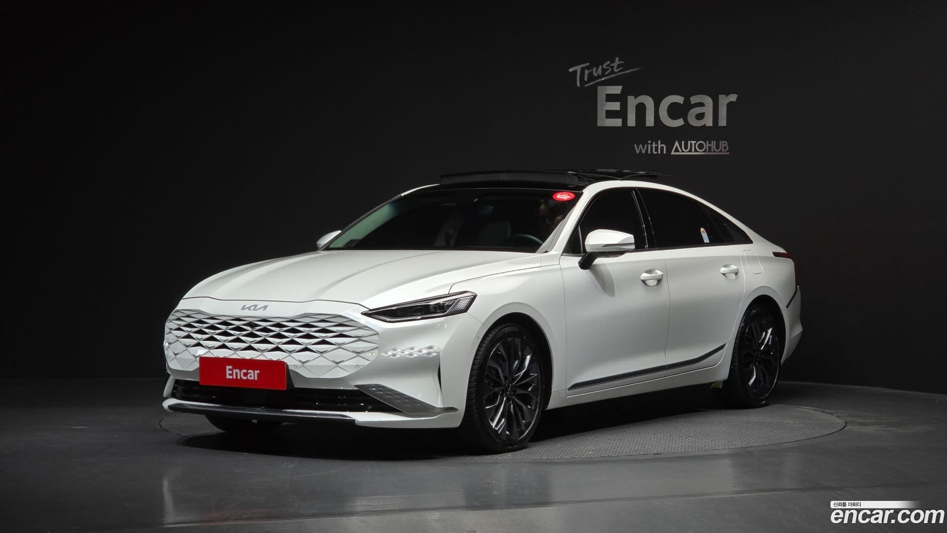 Main__Slider__Photo:K8 Kia 2024.0-0