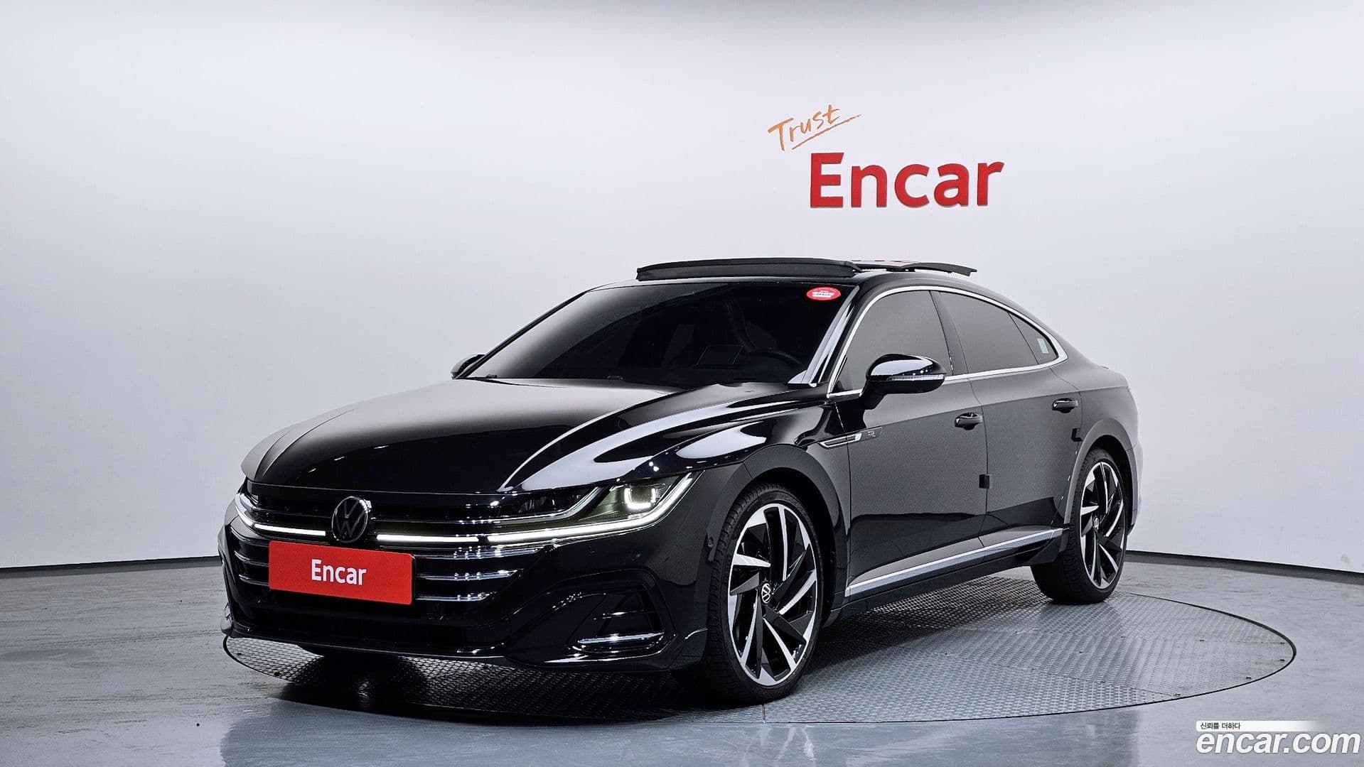 Main__Slider__Photo:Arteon Volkswagen 2022.10-0