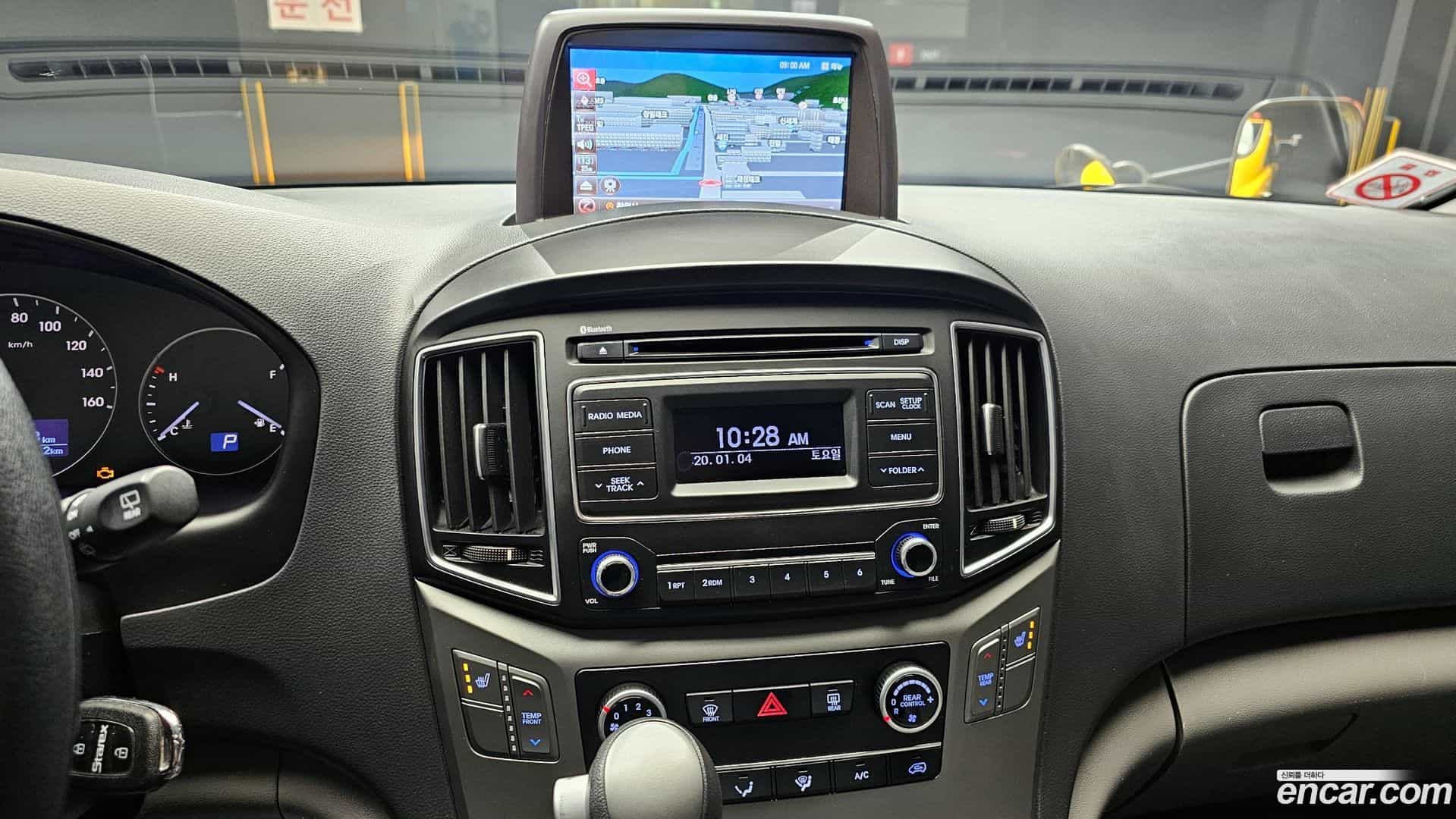 Starex Hyundai 2017.2-OPTION-018