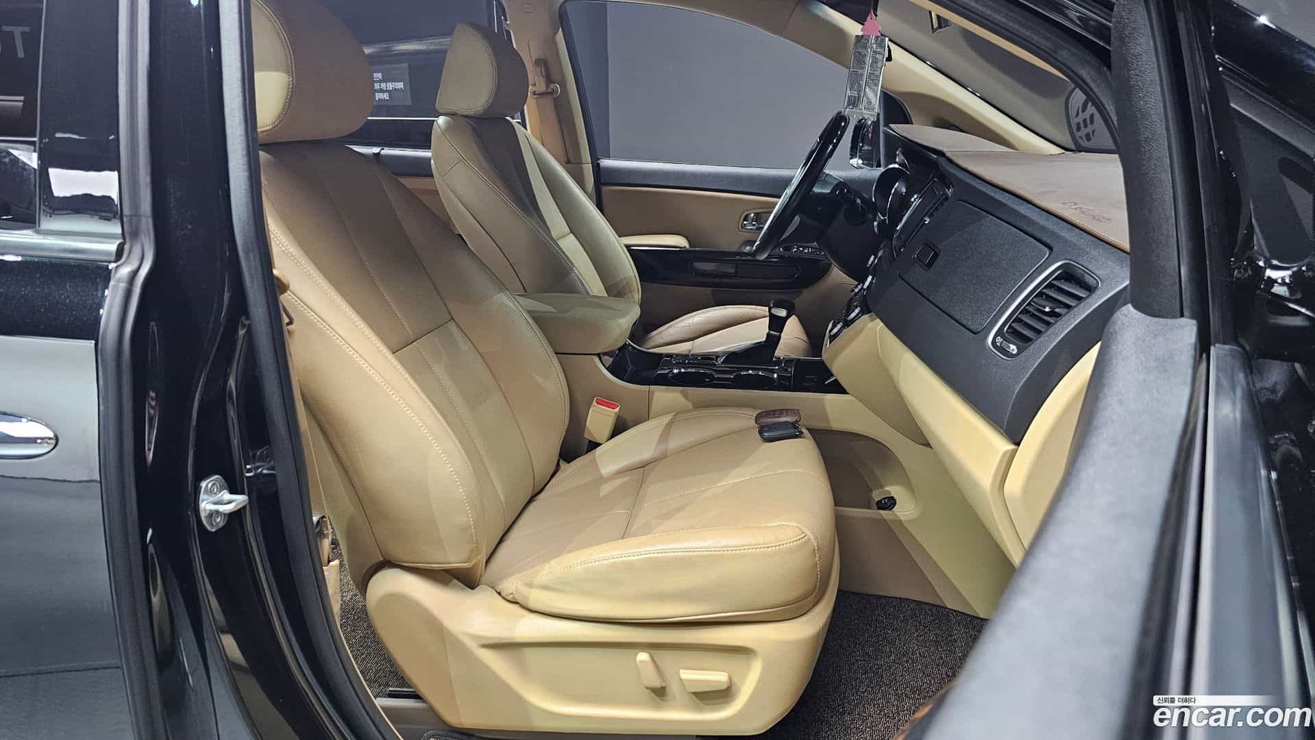 Canival Kia 2020.0-INNER-010