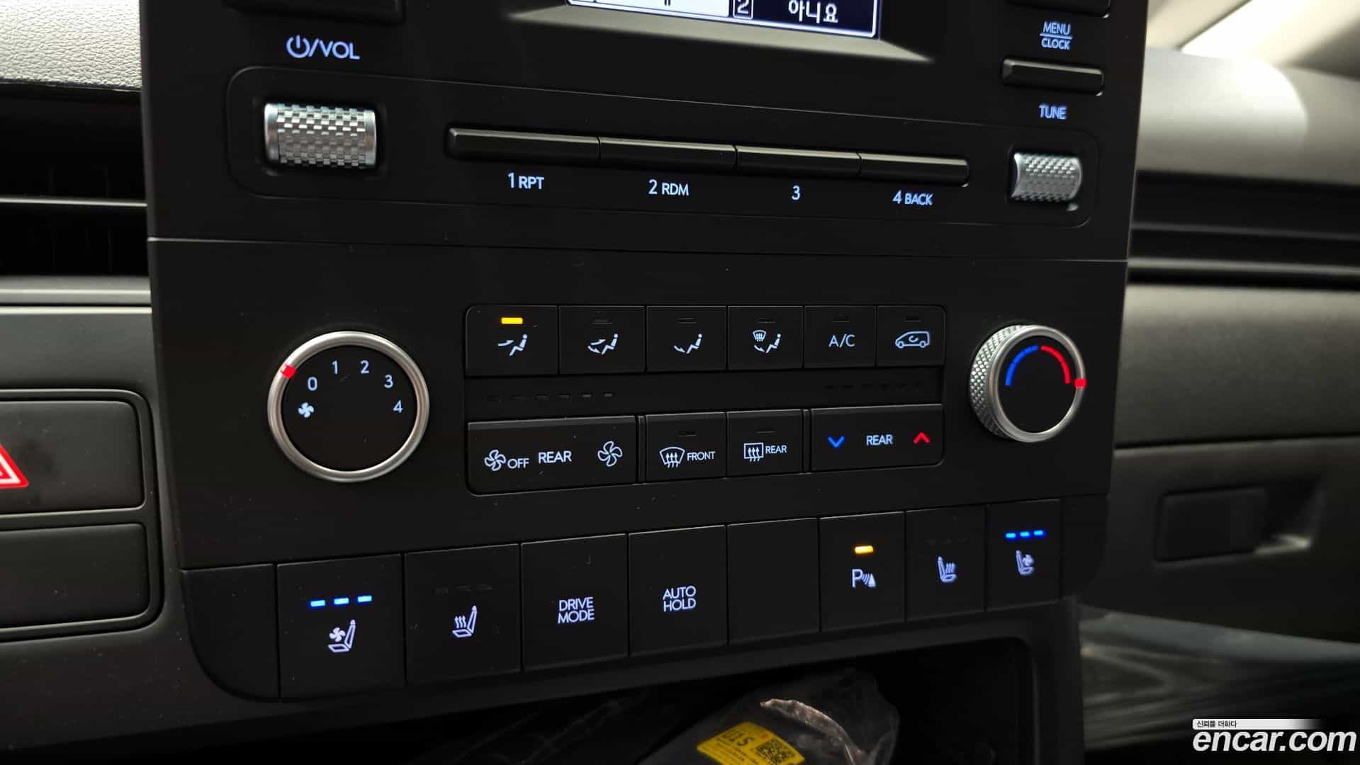 Staria Hyundai 2025.8-OPTION-021