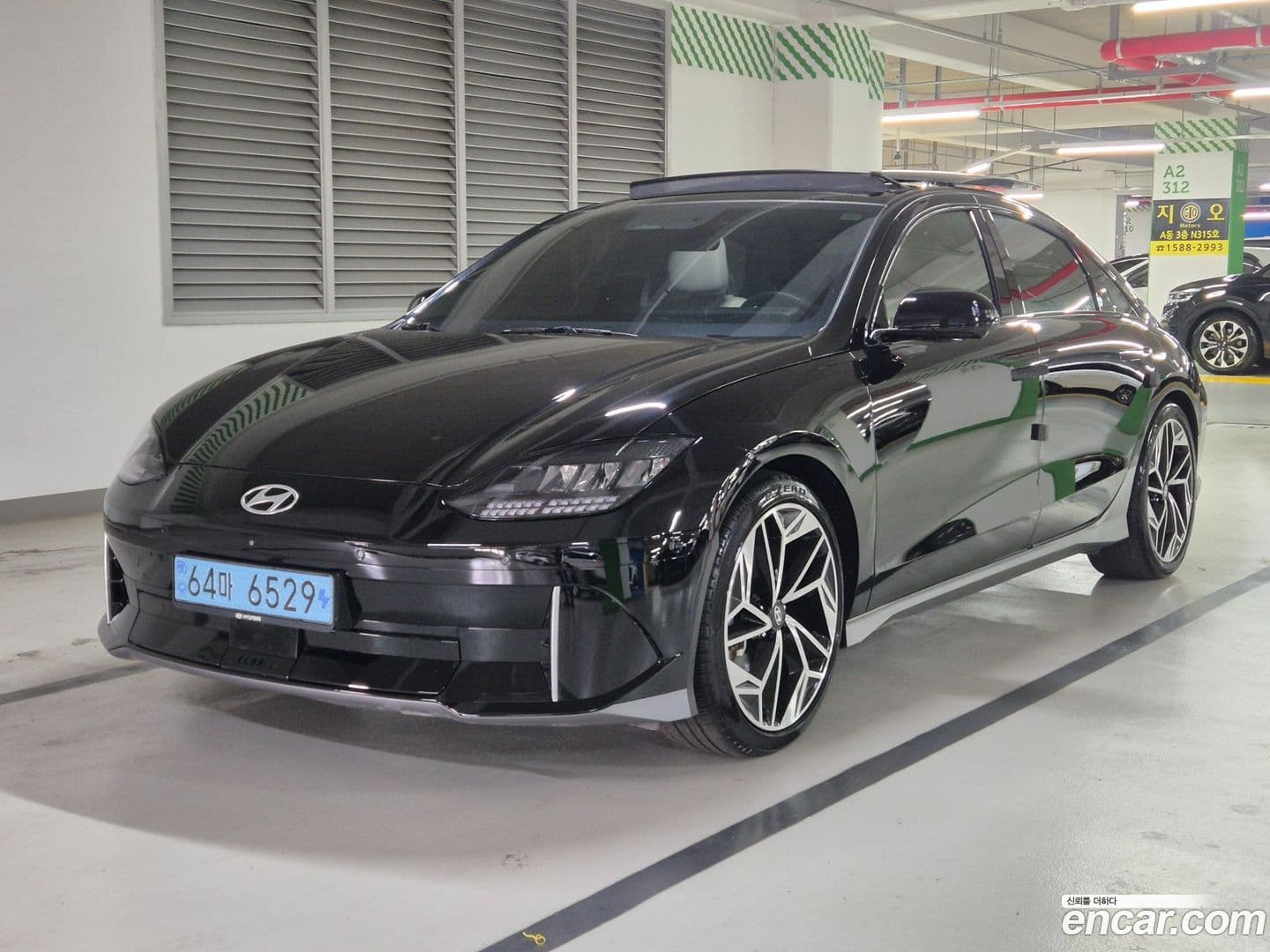Main__Slider__Photo:Ioniq6 Hyundai 2022.10-0