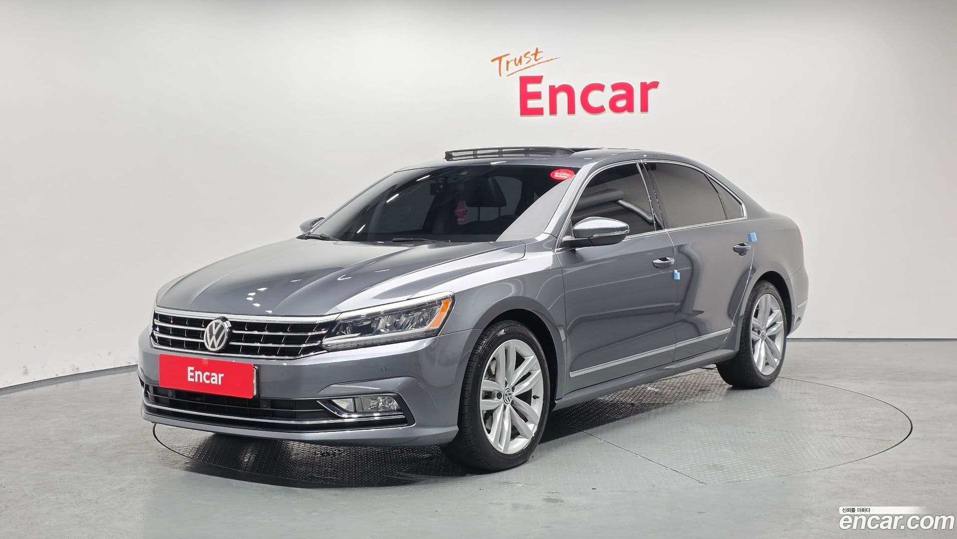 Main__Slider__Photo:Passat Volkswagen 2018.8-0