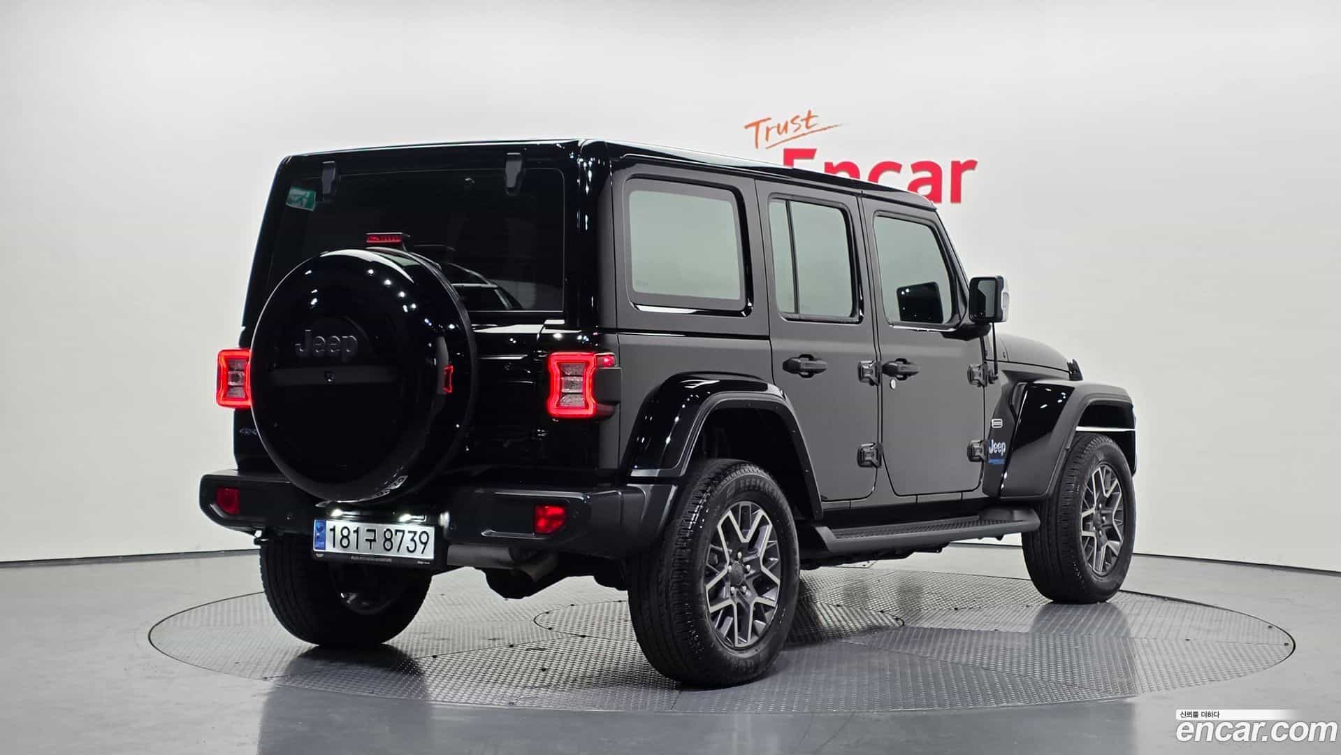 Wrangler Jeep 2021.11-OUTER-002