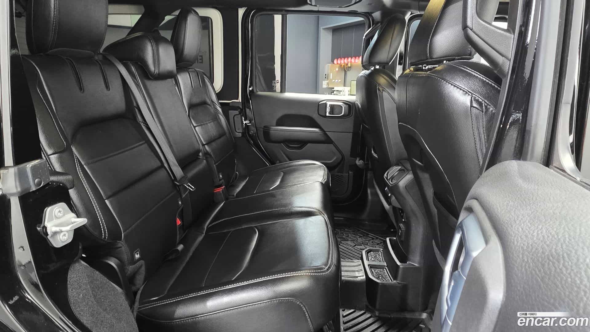 Wrangler Jeep 2021.11-OPTION-016