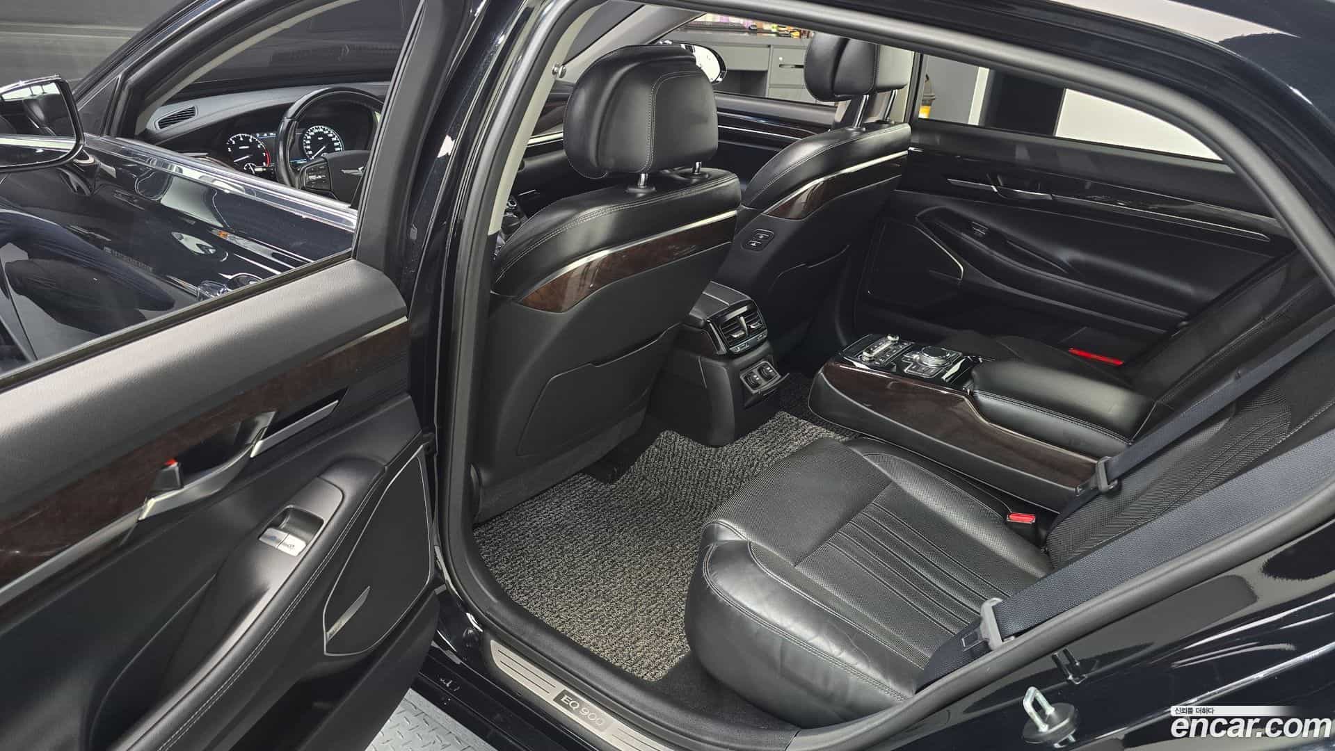 EQ900 Genesis 2016.6-OPTION-015